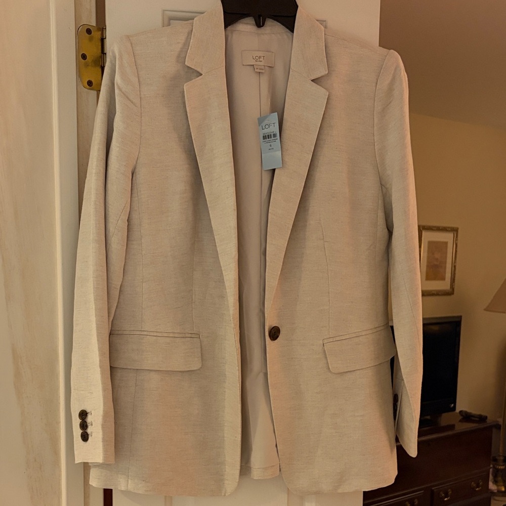 LOFT Cream Single-Button Tailored Blazer